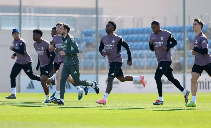 Valverde y Rodrygo, con normalidad en una sesión sin Huijsen