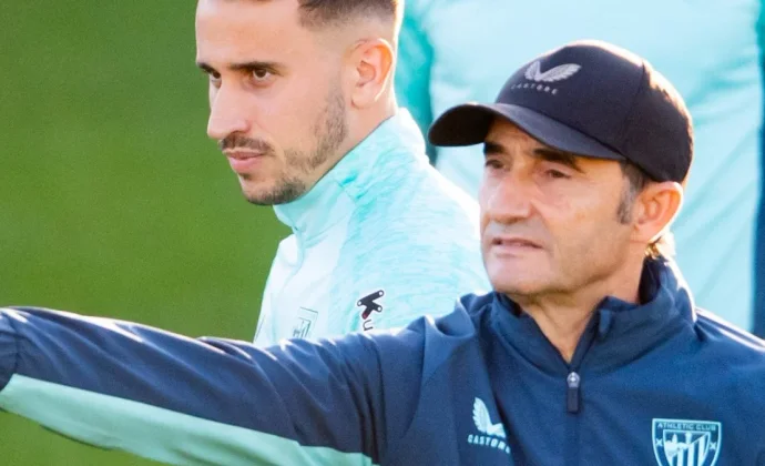 Berenguer se prueba con el grupo en una sesión si Jauregizar ni Nico Williams