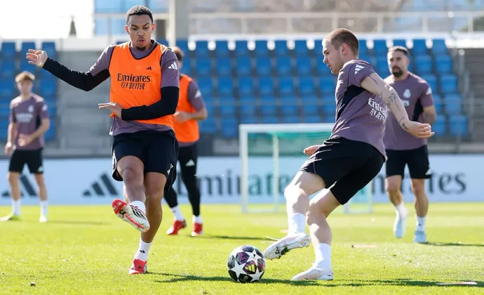 Huijsen sigue al margen y es baja contra el Benfica