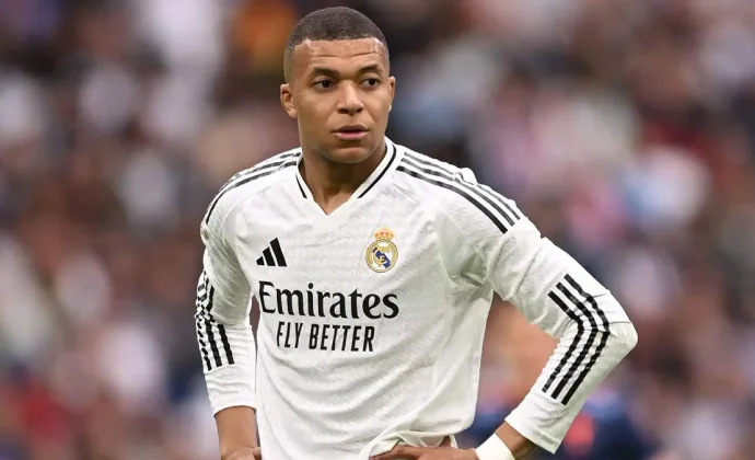 Mbappé es duda para el lunes contra el Getafe