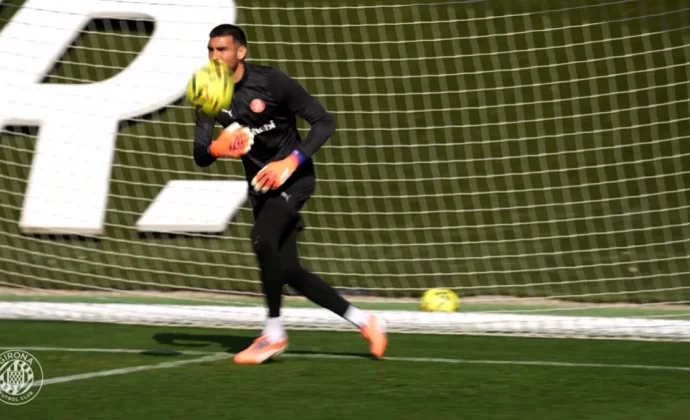 Gazzaniga entrena con aparente normalidad. Lemar, Vanat y Bryan Gil, al margen