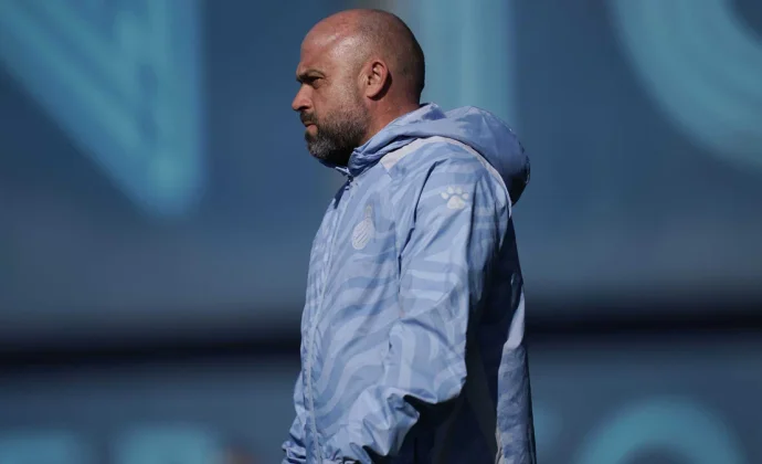 Antoniu Roca cae lesionado del hombro y se pierde el partido de Elche