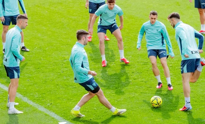 El Athletic regresa al trabajo pendiente de las pruebas a Galarreta