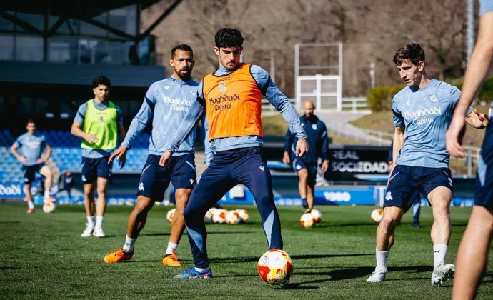 La Real empieza la semana de trabajo sin Oskarsson, seria duda para la Copa