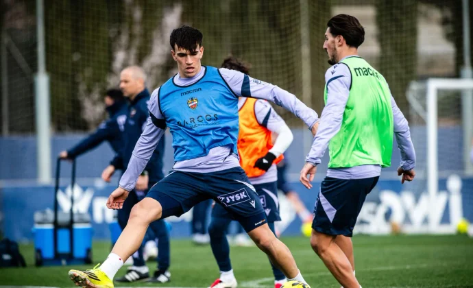El Levante retoma los entrenamientos sin los cuatro lesionados