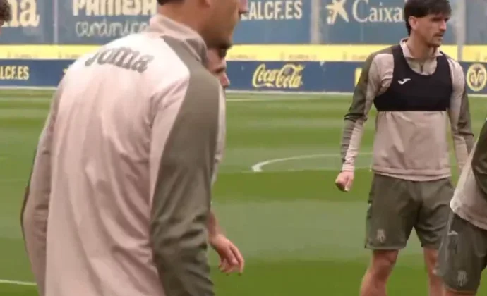 Gerard Moreno empieza la semana con el grupo y Ayoze gestiona las cargas