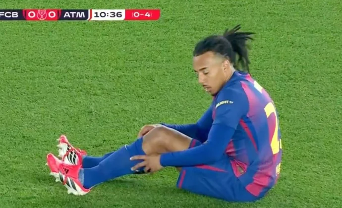 Jules Koundé se lesiona y abandona el Camp Nou a los 10′ en la Copa del Rey
