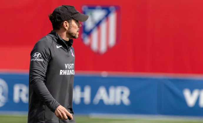 Pablo Barrios sigue al margen y es baja contra la Real