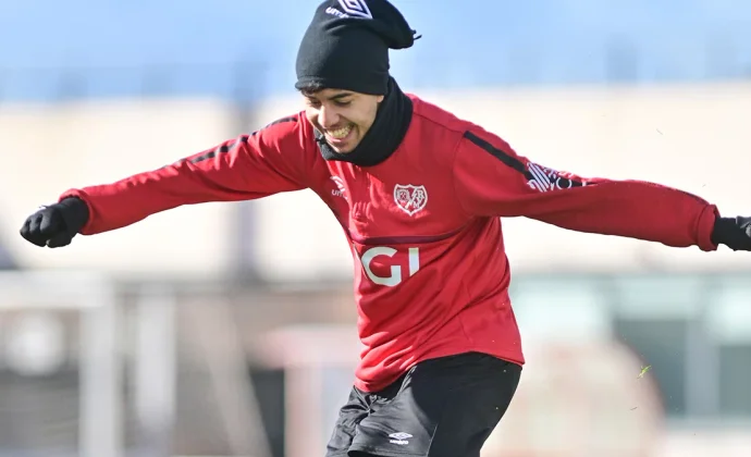 Pathé Ciss y Akhomach retoman los entrenamientos con el grupo