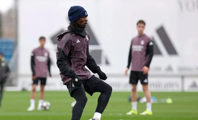 Camavinga completa la sesión del sábado. Carreras y Alaba siguen al maregen