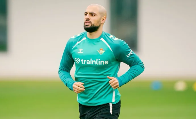 Amrabat repite parcialmente con el grupo, Lo Celso sigue sobre el césped e Isco en el gimnasio