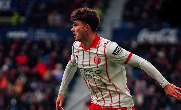 Joel Roca llama a las puertas del once titular