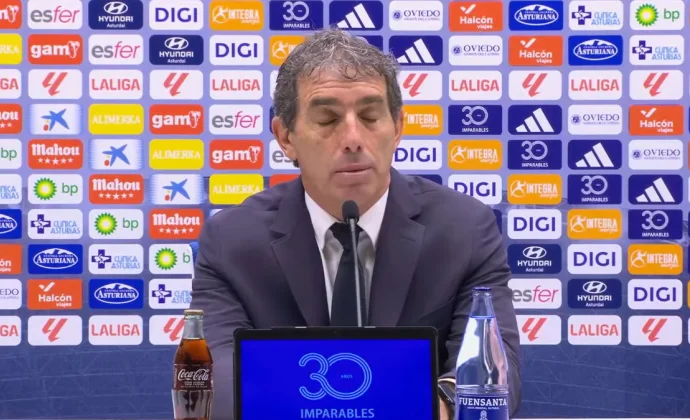 Almada celebra el triunfo y haba de Costas, Bailly, Thiago e Ilic