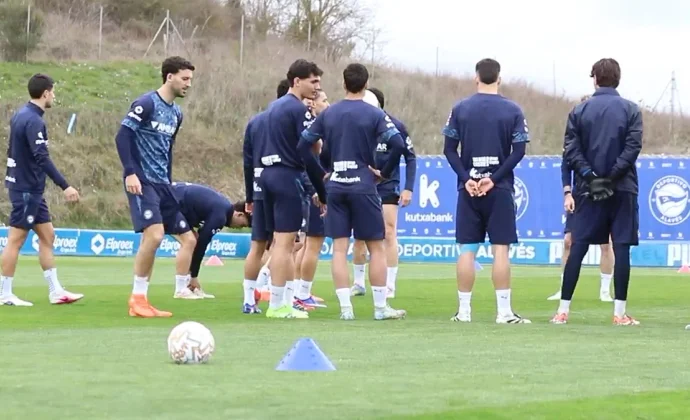 El Alavés inicia la semana con Tenaglia recuperado, pero sin Protesoni ni Mariano