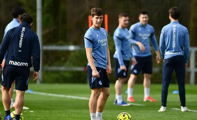 Aihen se incorpora parcialmente y Yangel Herrera se somete a pruebas