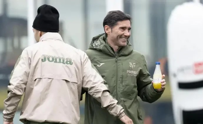 Ayoze Pérez sigue al margen del grupo una sesión más