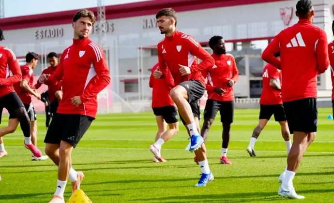 Kike Salas y Vlachodimos se incorporan al grupo