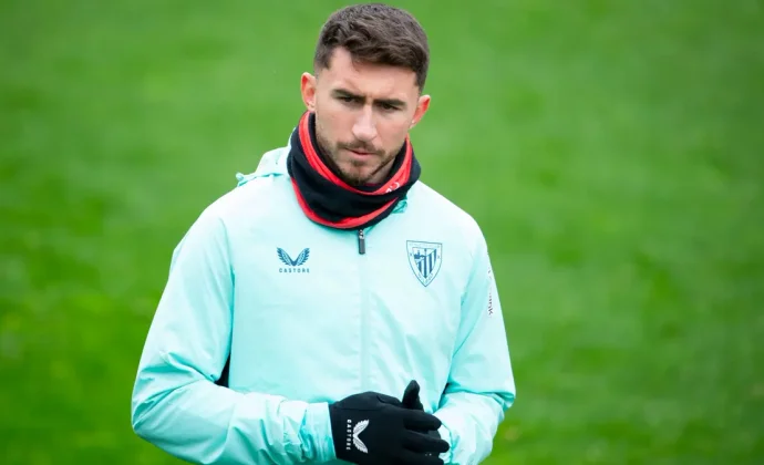 Laporte vuelve al grupo, mientras Nico Williams y Paredes siguen fuera