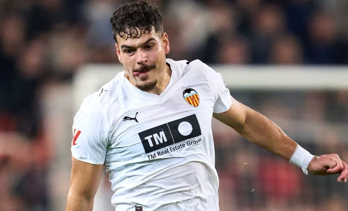 Ugrinic y Thierry, bajas para Sevilla