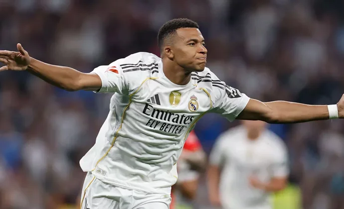 Según As, Kylian Mbappé será titular contra el Atlético