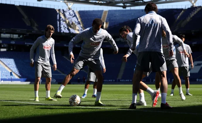 Calero no llega a tiempo y Antoniu Roca recae del hombro