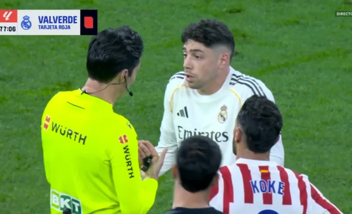 Fede Valverde es expulsado por una patada a Baena y no estará contra el Mallorca