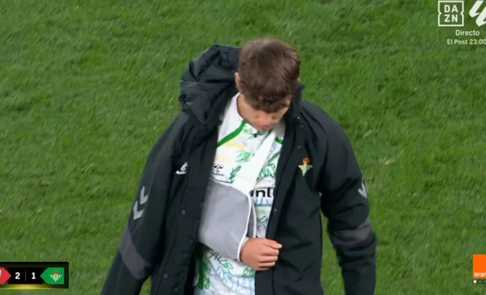 Ángel Ortiz será sometido a pruebas por una subluxación de clavícula