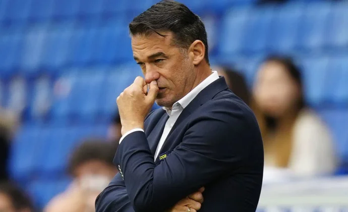 El Sevilla cierra la contratación de Luis García Plaza