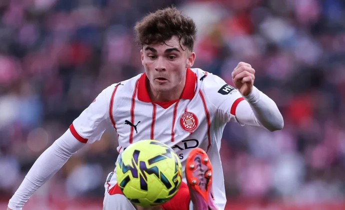 David Gordo llama a Joel Roca para sustituir a Jesús Rodríguez