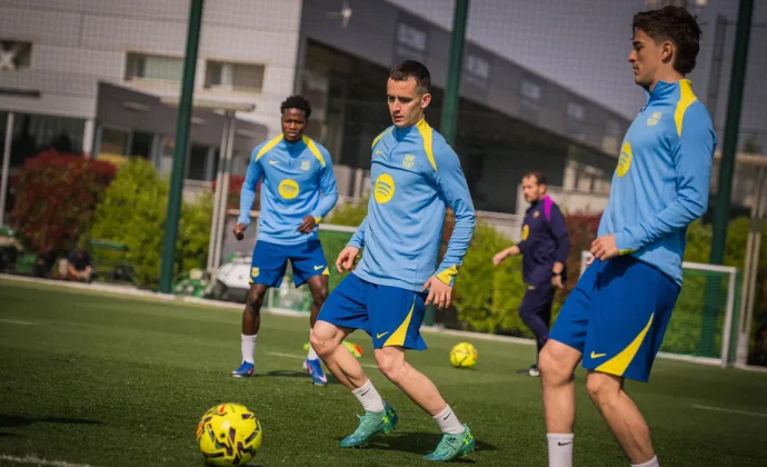 Eric García y Gerard Martín empiezan la semana al margen del grupo