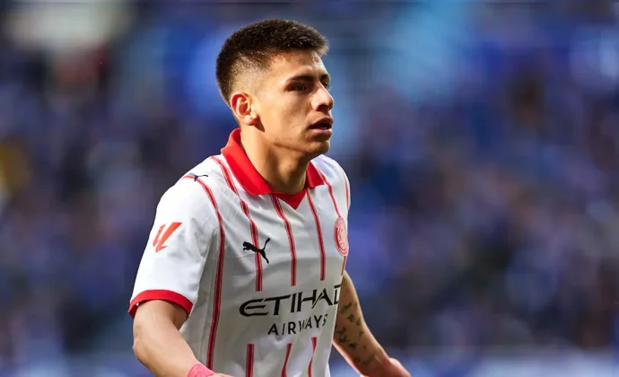 Parte médico de Claudio Echeverri: esguince de tobillo