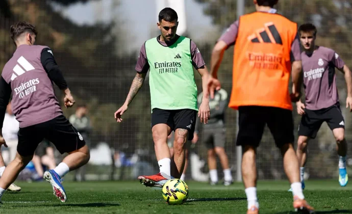 Ceballos, principal novedad en el entrenamiento del martes