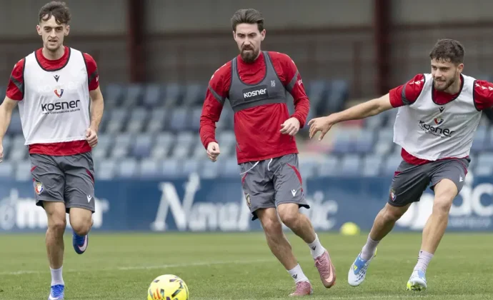 Sergio Herrera y Raúl Moro, al margen en el entrenamiento del miércoles