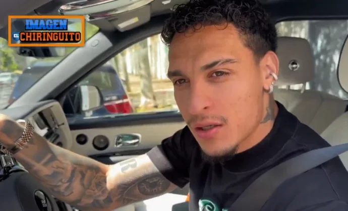 Antony explica cómo se encuentra mientras realiza trabajo específico