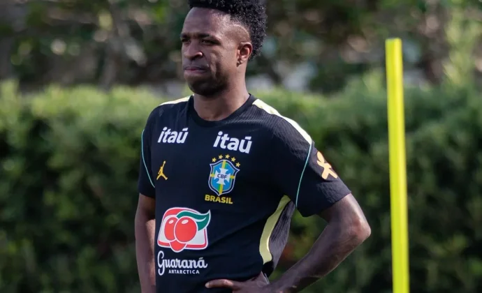 Vinicius entrena con normalidad tras perderse el entrenamiento de ayer
