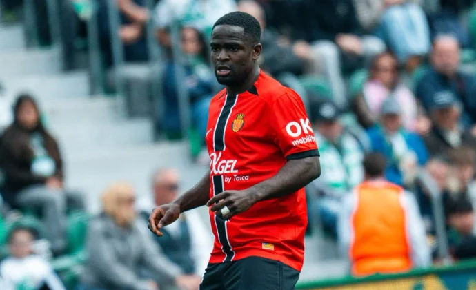 Zito Luvumbo coge velocidad con Demichelis