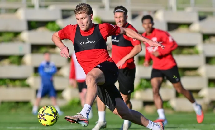 El Rayo empieza la semana con Akhomach y Fran Pérez al margen