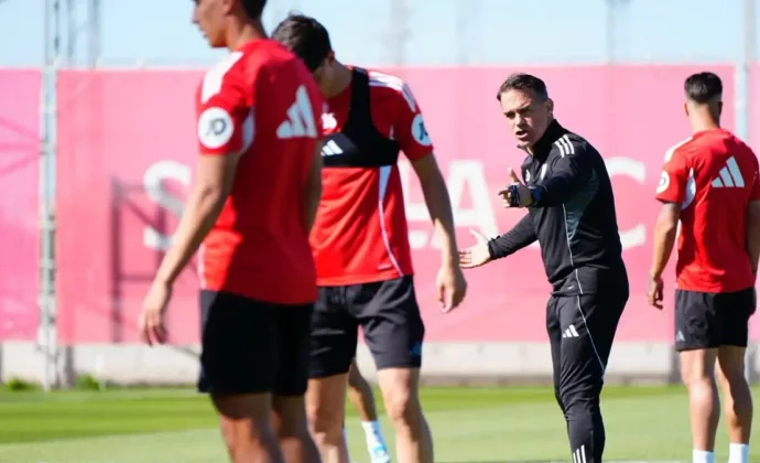 El Sevilla completa otro entrenamiento sin Marcao, Peque ni los internacionales
