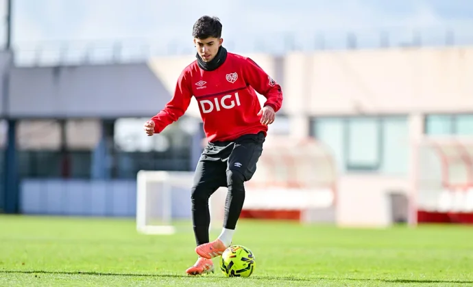 Akhomach vuelve al grupo, pero Fran Pérez continúa al margen