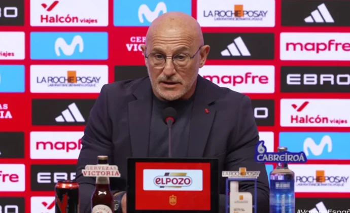 Luis de la Fuente hace balance del parón y habla de la portería y de Fermín