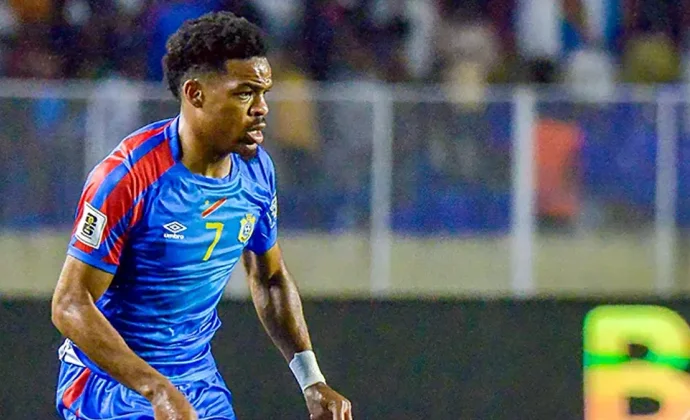 Diangana regresa a Elche con molestias y pendiente de pruebas