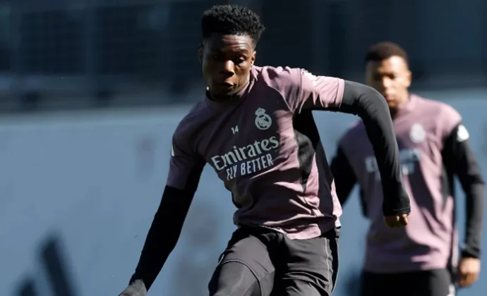 Tchouaméni está OK y Arbeloa recupera a los primeros internacionales