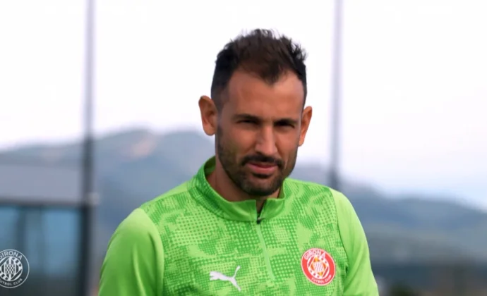 Stuani completa la sesión con el grupo y Echeverri ya pisa césped