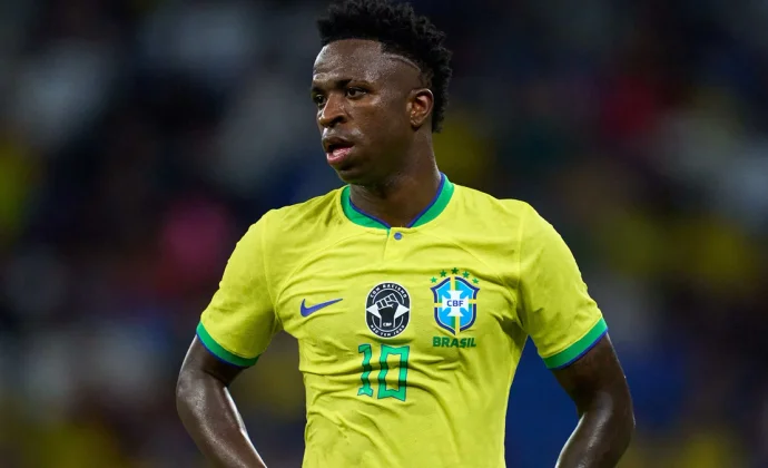 Arbeloa evaluará el estado de Vinicius para decidir si darle descanso