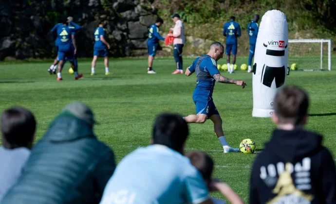 Forés, Carmo, Dendoncker, Ilic y Lucas Ahijado no participaron en la sesión