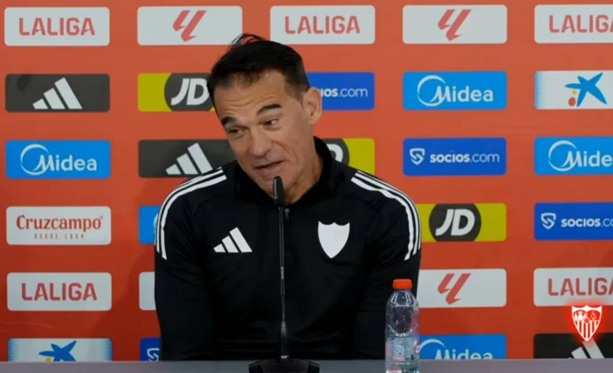 Luis García explica cómo llega el equipo y habla de Azpilicueta, Peque, Jordan, Akor Adams, el sistema y el Real Oviedo