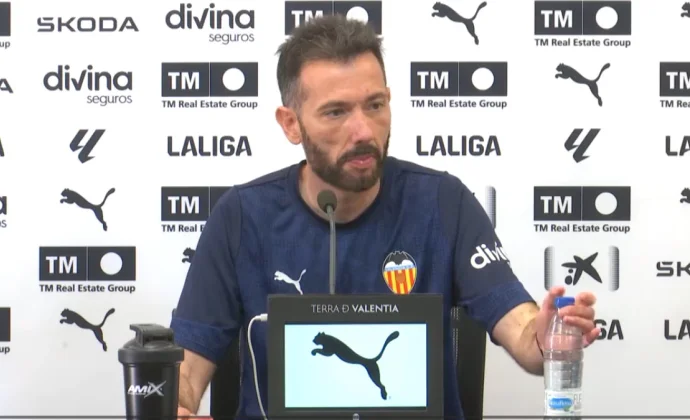 Corberán habla de Agirrezabala, Beltrán, Ugrinic, Gayà, el Celta y evita referirse a Dieng