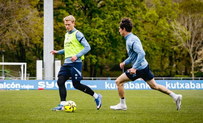 La Real vuelve al trabajo con Barrenetxea y Caleta-Car fuera de peligro