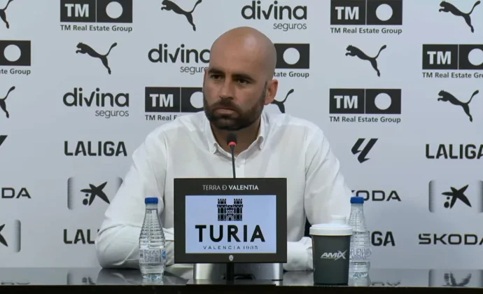 Giráldez celebra el triunfo, habla de los cambios al descanso, la entrada de Jones y el objetivo europeo