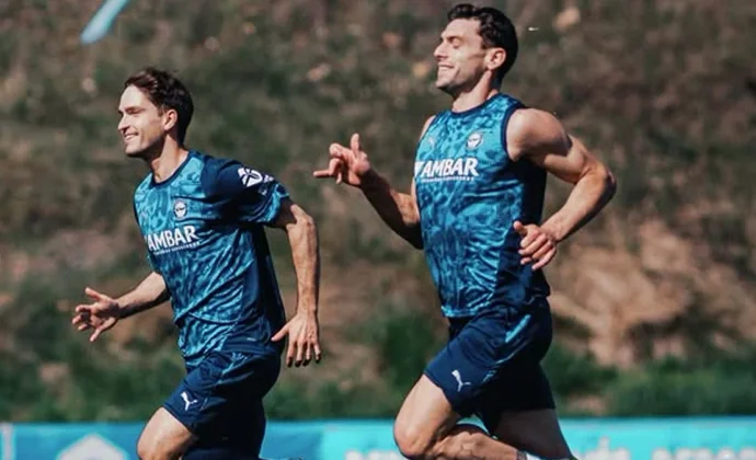 Lucas Boyé deja atrás la fascitis plantar y completa la sesión con normalidad